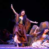 Frasquita in Carmen Dayton Opera Photo: Scott Kimmins ​